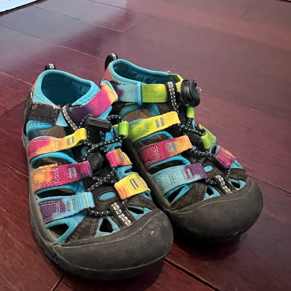 KEEN Unisex Child Newport H2 Closed Toe Water Sandals Tie Dye.